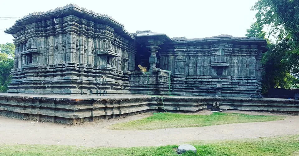 architectural harmony of Thousand Pillar Temple