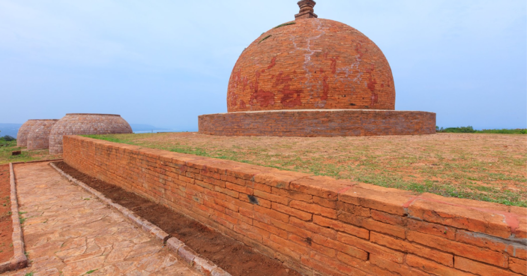 stupas of buddist