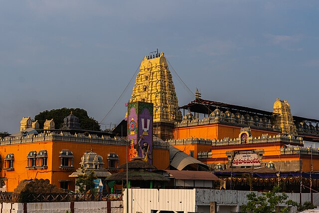 Sri Seetha Ramachandra Swamy Temple
 Bhadrachalam: