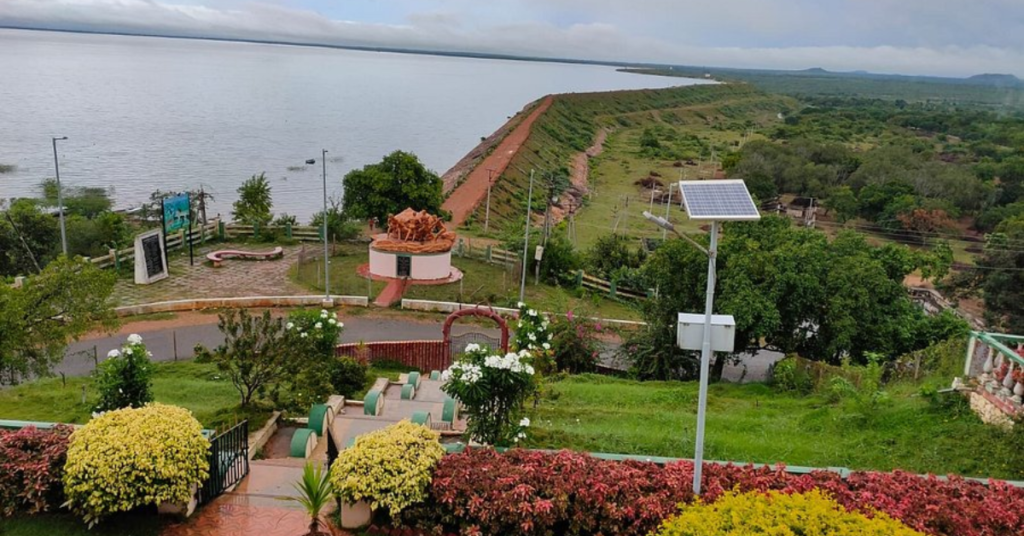 lush greenery and scenic landscapes Of Kandaleru Dam 