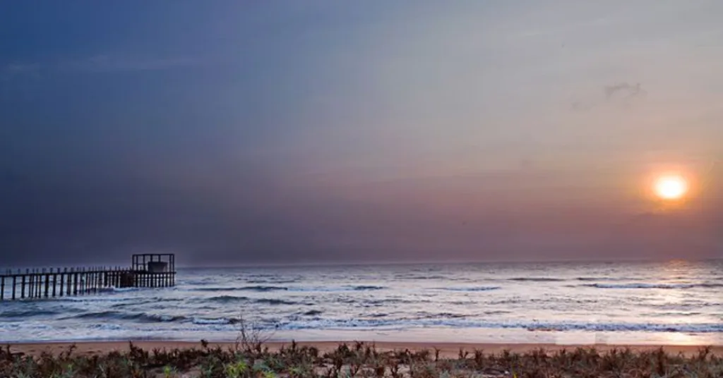 Mypadu Beach, sunset for a breathtaking view