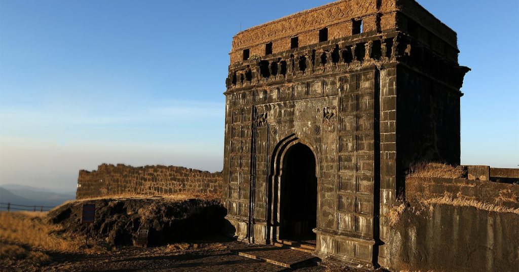 Raigad Fort One of top 10 forts in Maharashtra