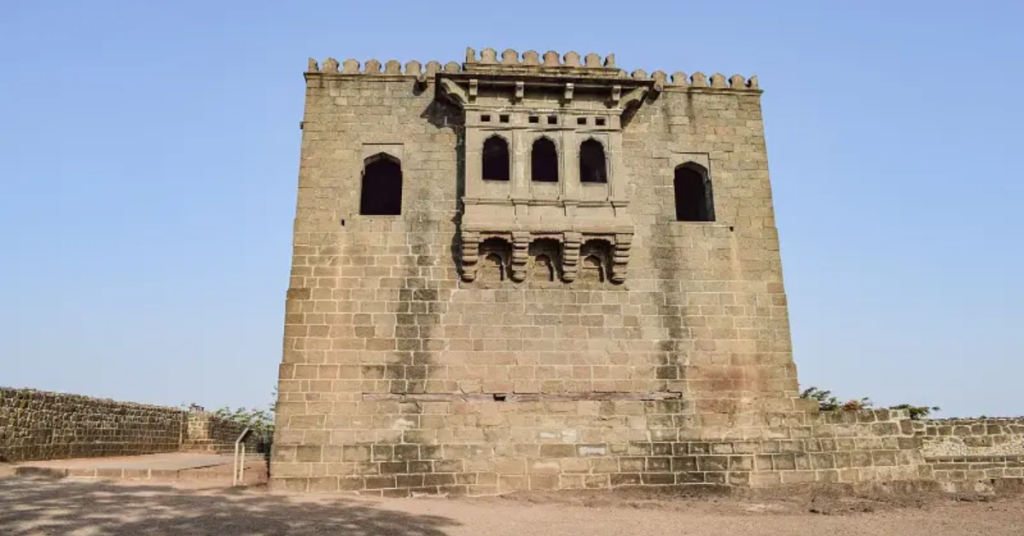 Shivneri Fort One of top 10 forts in Maharashtra