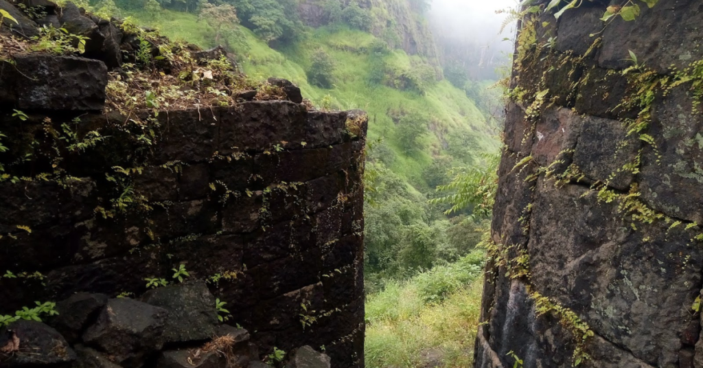 Mangad Fort One of top 10 forts in Maharashtra