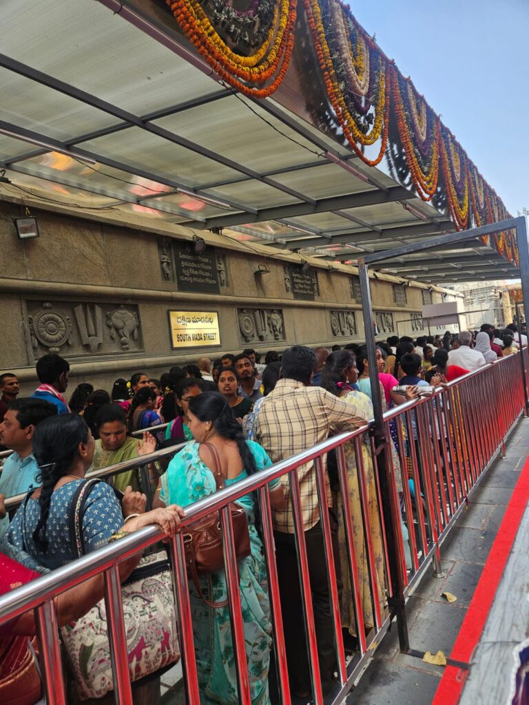 swarnagiri temple bhuvanagiri darshan images