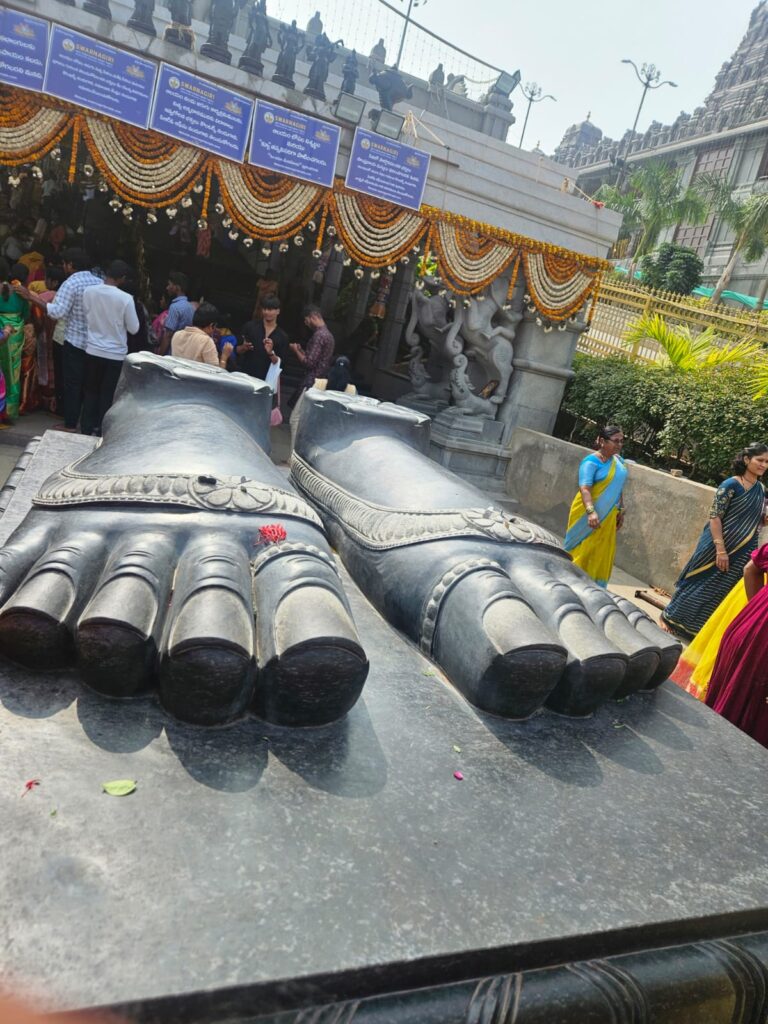 swarnagiri temple good foot