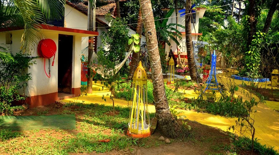 That Crazy Hostel, Anjuna
