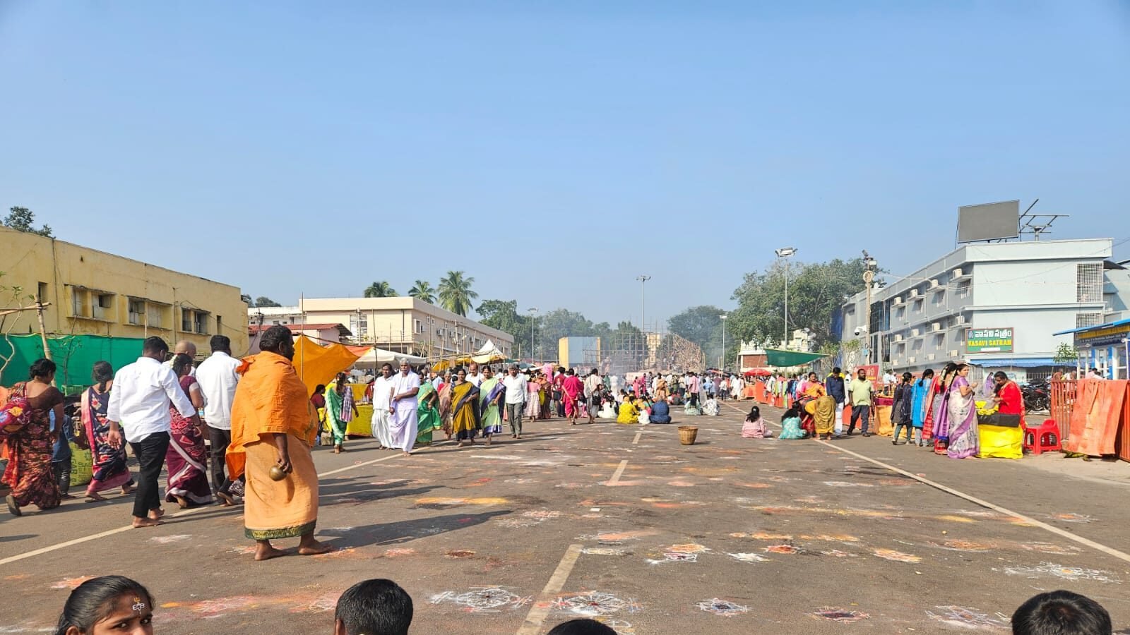 srisailam temple opposite road