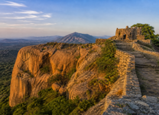 Alamparai Fort: History of the 17th-Century Mughal-French Ruins alamparai fort